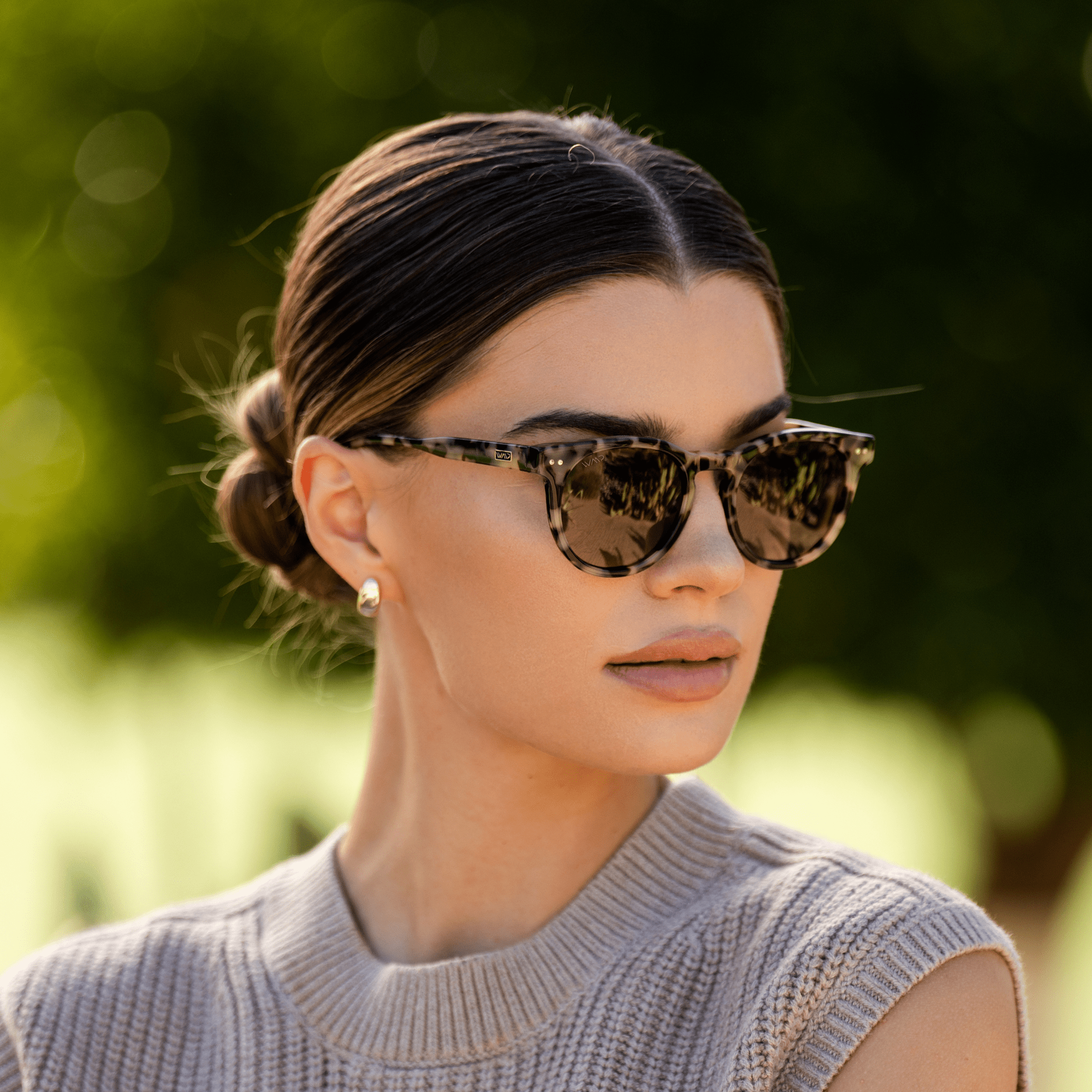 TATE Retro Round Unisex Sunglasses in Beige Tortoise by WMP Eyewear - PUNCH Watch & Eyewear - WMP Eyewear