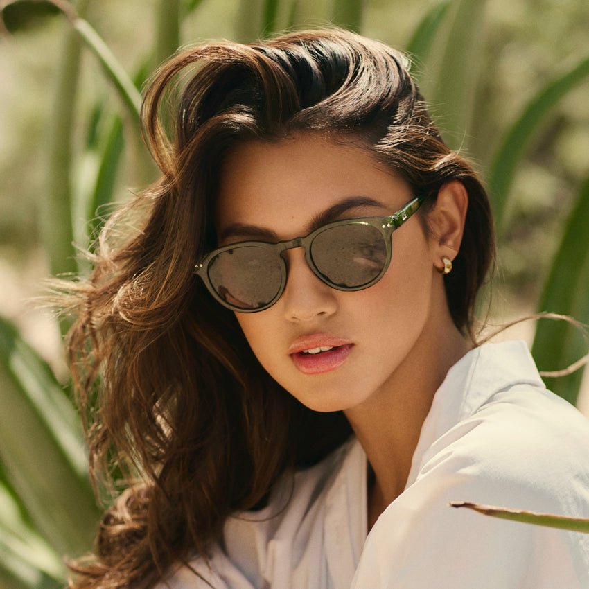 TATE Retro Round Unisex Sunglasses in Emerald Green by WMP Eyewear - PUNCH Watch & Eyewear - WMP Eyewear