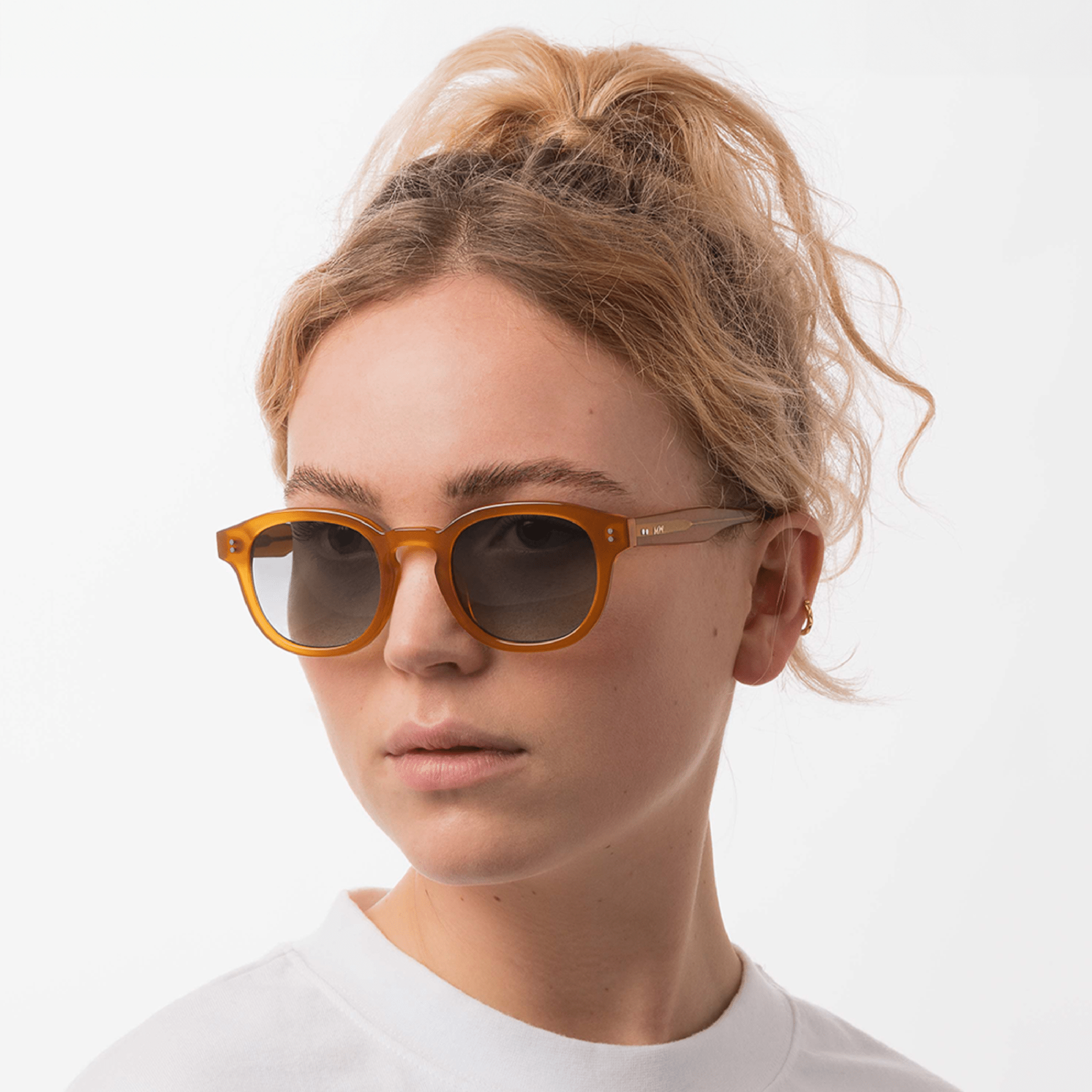 BILLE Amber Green Sunglasses by Messy Weekend - PUNCH Watch & Eyewear - MESSY WEEKEND