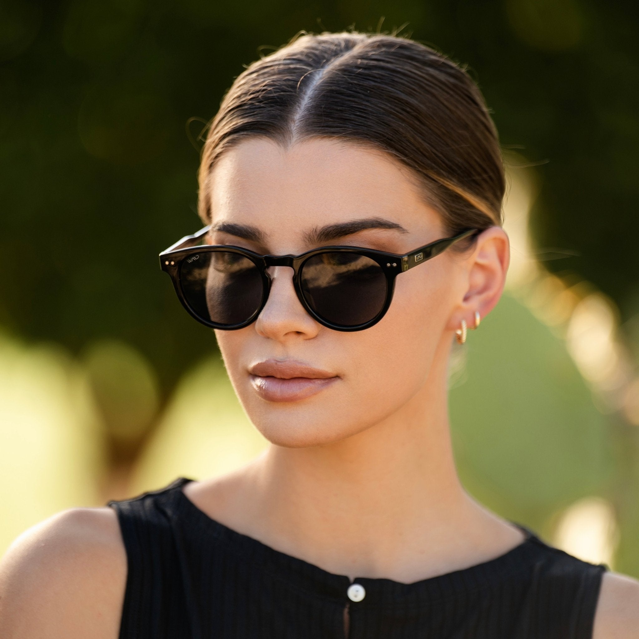TATE Retro Round Unisex Sunglasses in Black by WMP Eyewear - PUNCH Watch & Eyewear - WMP Eyewear