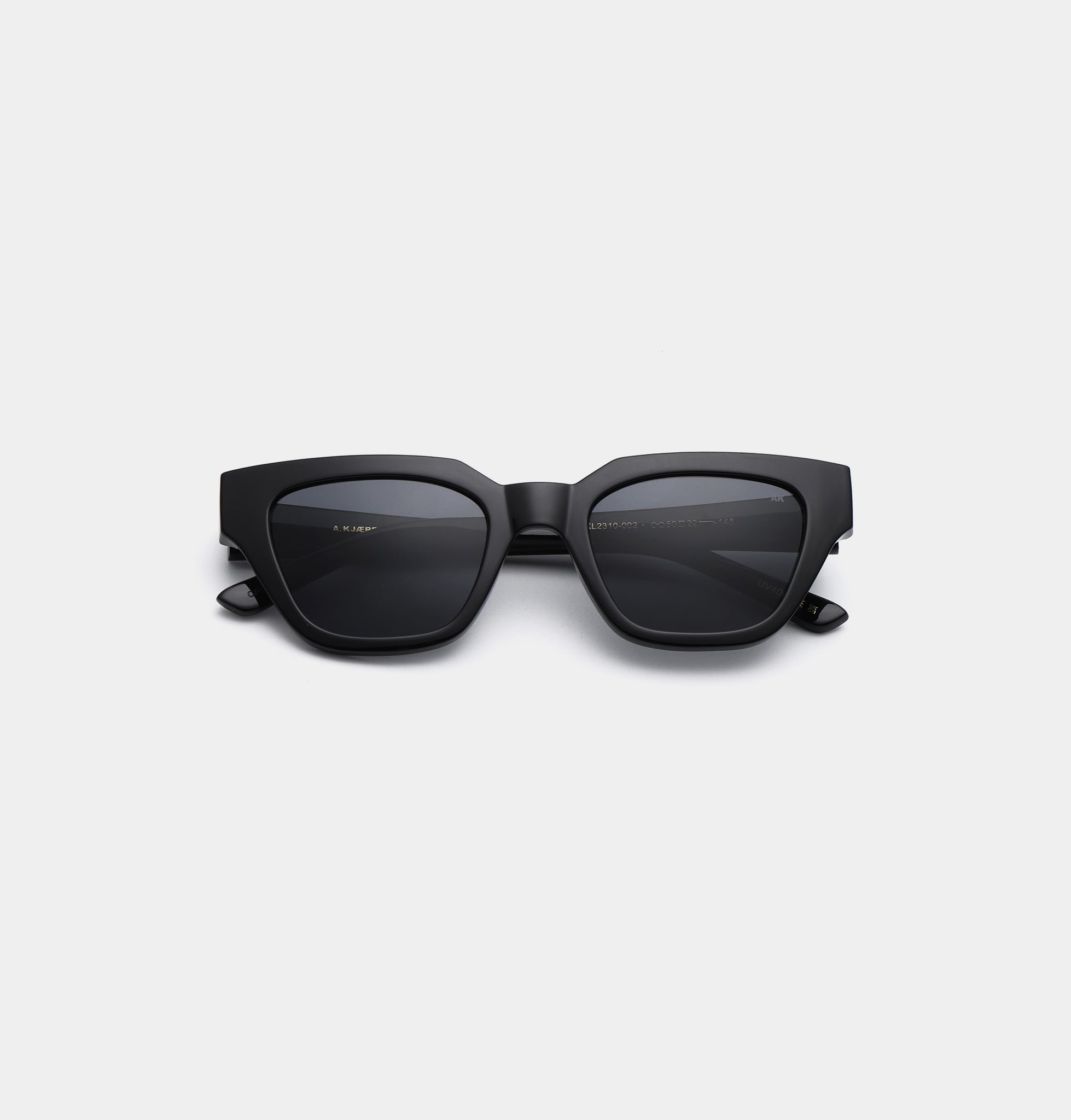 A.KJÆRBEDE KAWS Sunglasses l Black - PUNCH Watch & Eyewear - A.KJÆRBEDE