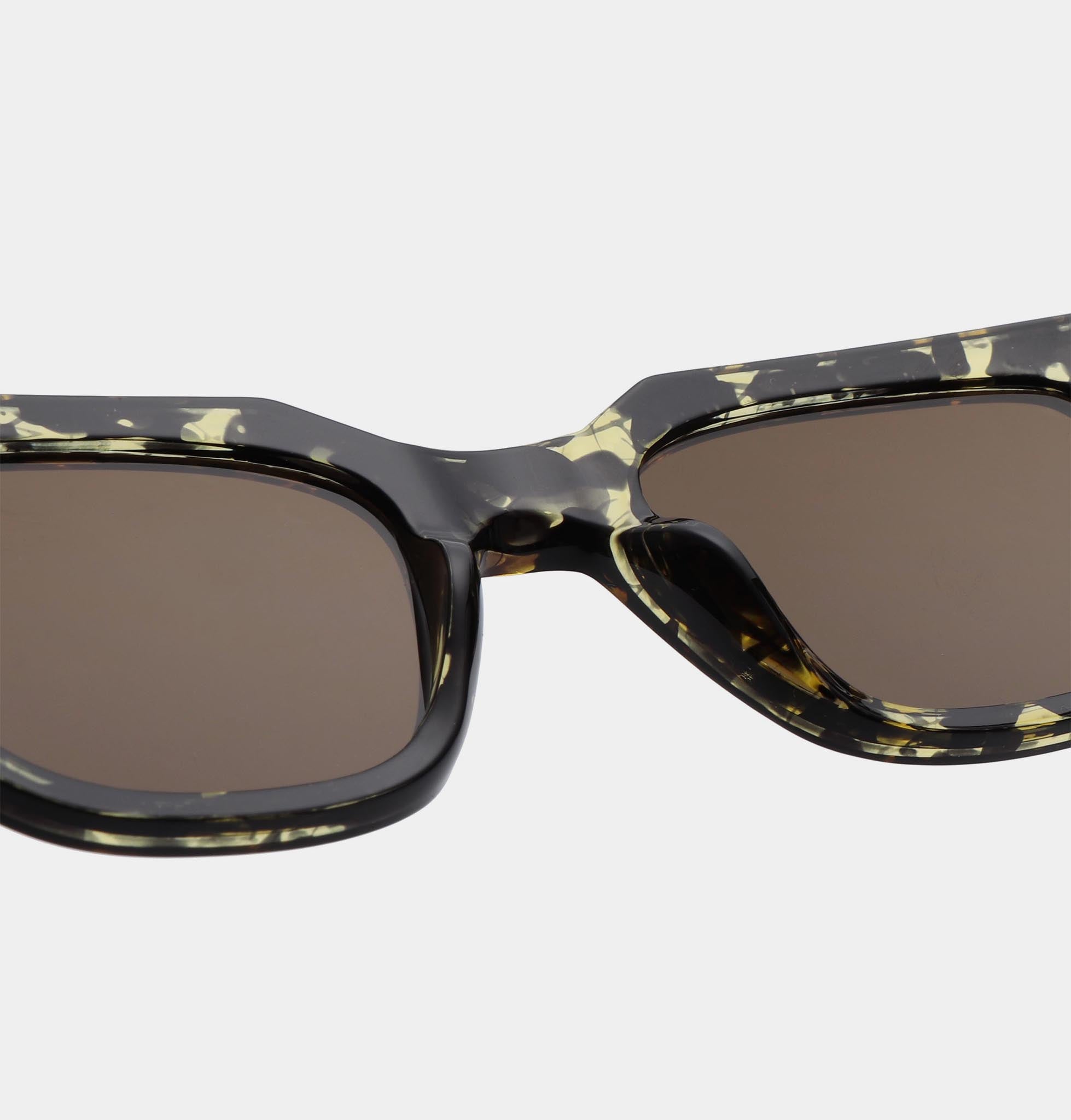 A.KJÆRBEDE KAWS Sunglasses l Black / Yellow Tortoise - PUNCH Watch & Eyewear - A.KJÆRBEDE