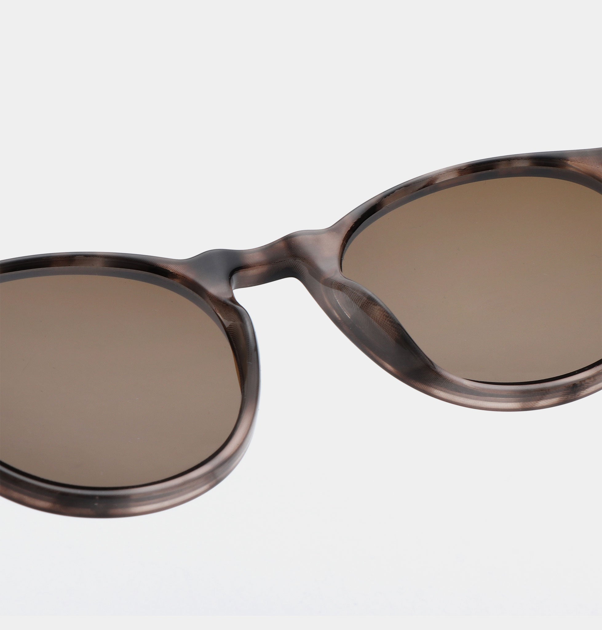 A.KJÆRBEDE (AKJAERBEDE) Marvin Sunglasses | Coquina Round Frame - PUNCH Watch & Eyewear - A.KJÆRBEDE
