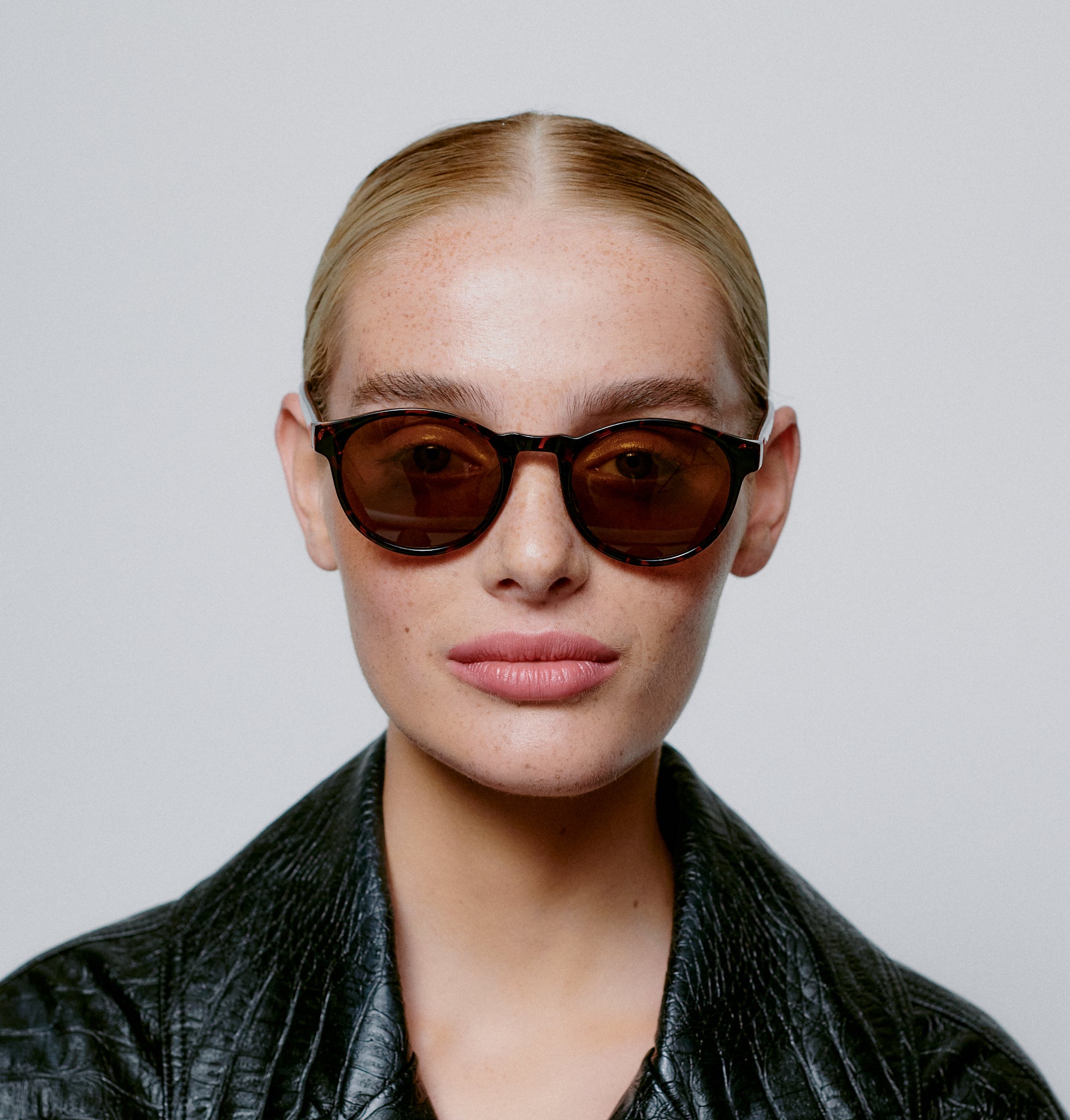 Akjaerbede Marvin Retro Round Sunglasses - Demi Tortoise - PUNCH Watch & Eyewear