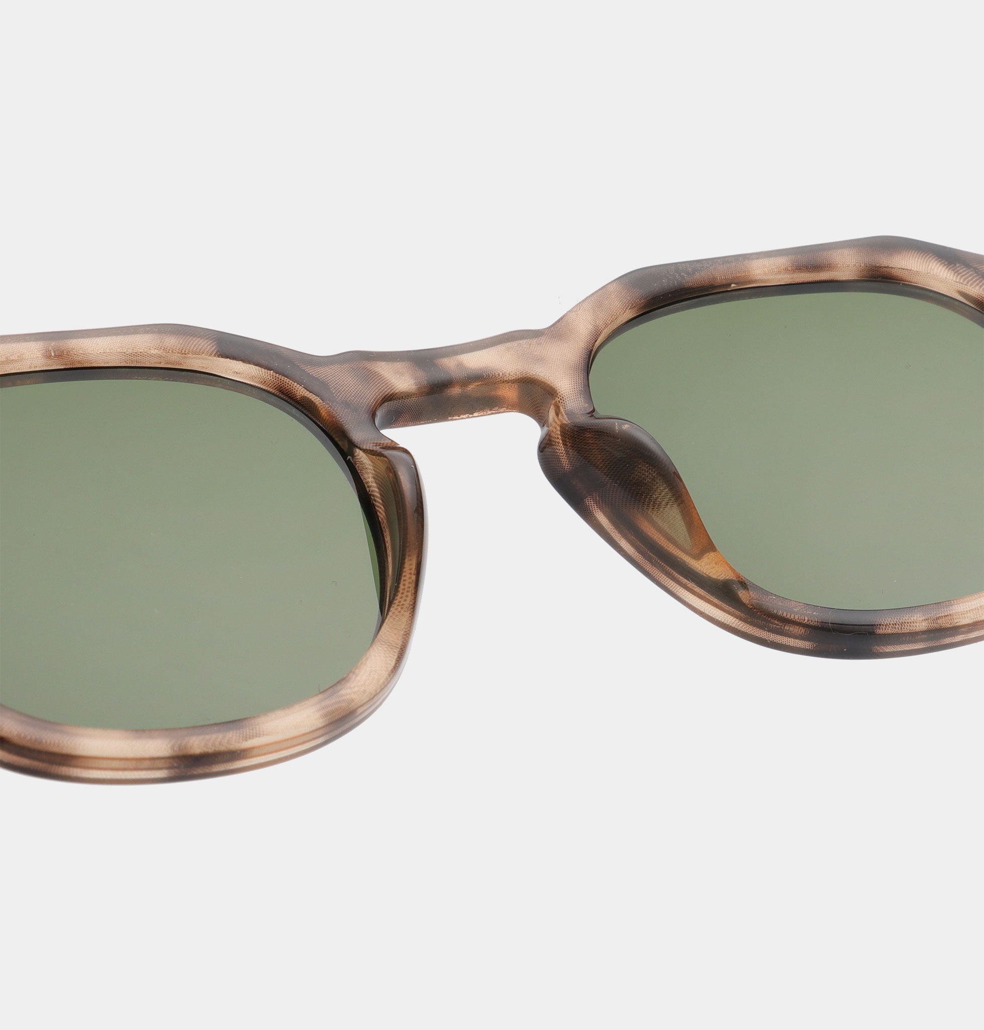 A.KJÆRBEDE (AKJAERBEDE) Zan Sunglasses | Coquina Tortoise Frame, Green Lens - PUNCH Watch & Eyewear - A.KJÆRBEDE