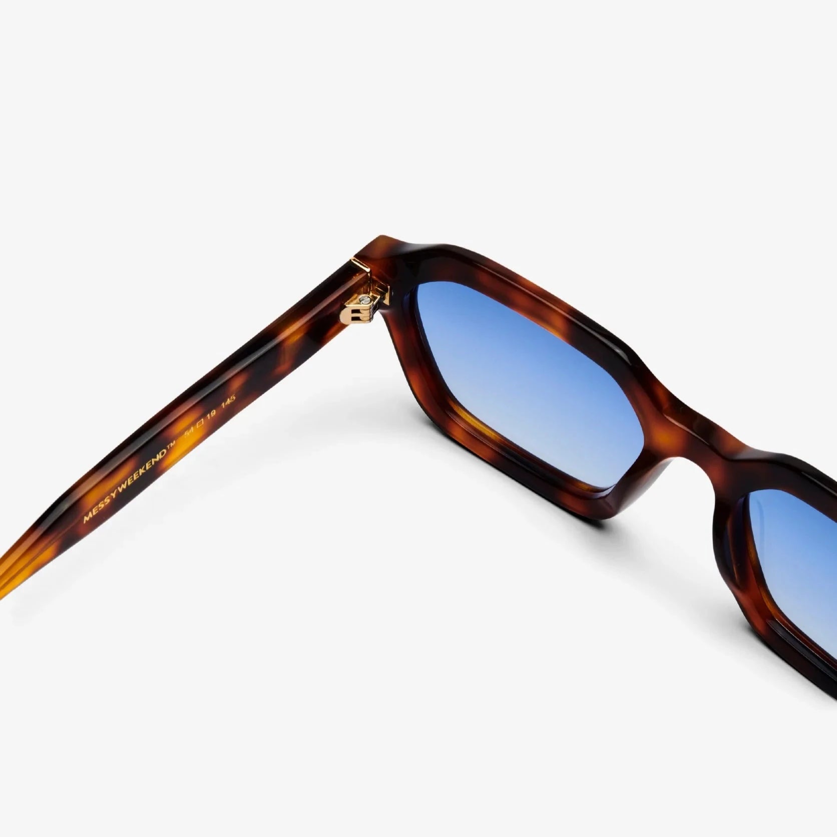 ANTHONY Tortoise Blue Sunglasses by Messy Weekend - PUNCH Watch & Eyewear - MESSY WEEKEND