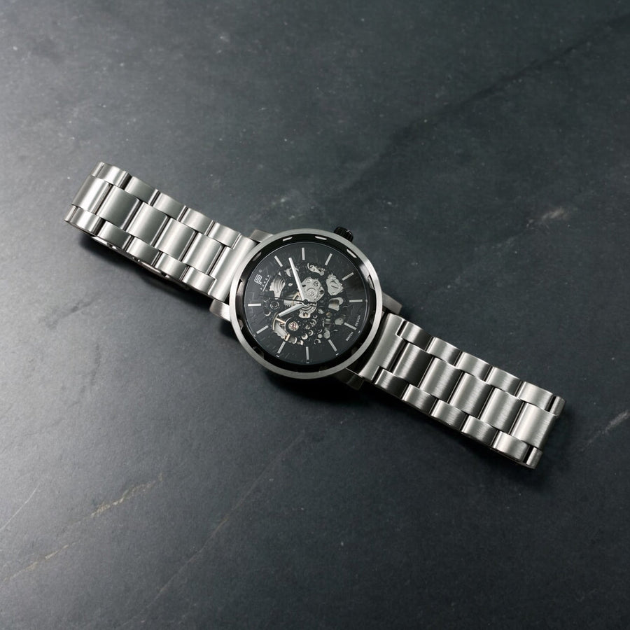 BLACK | Silver  – 3