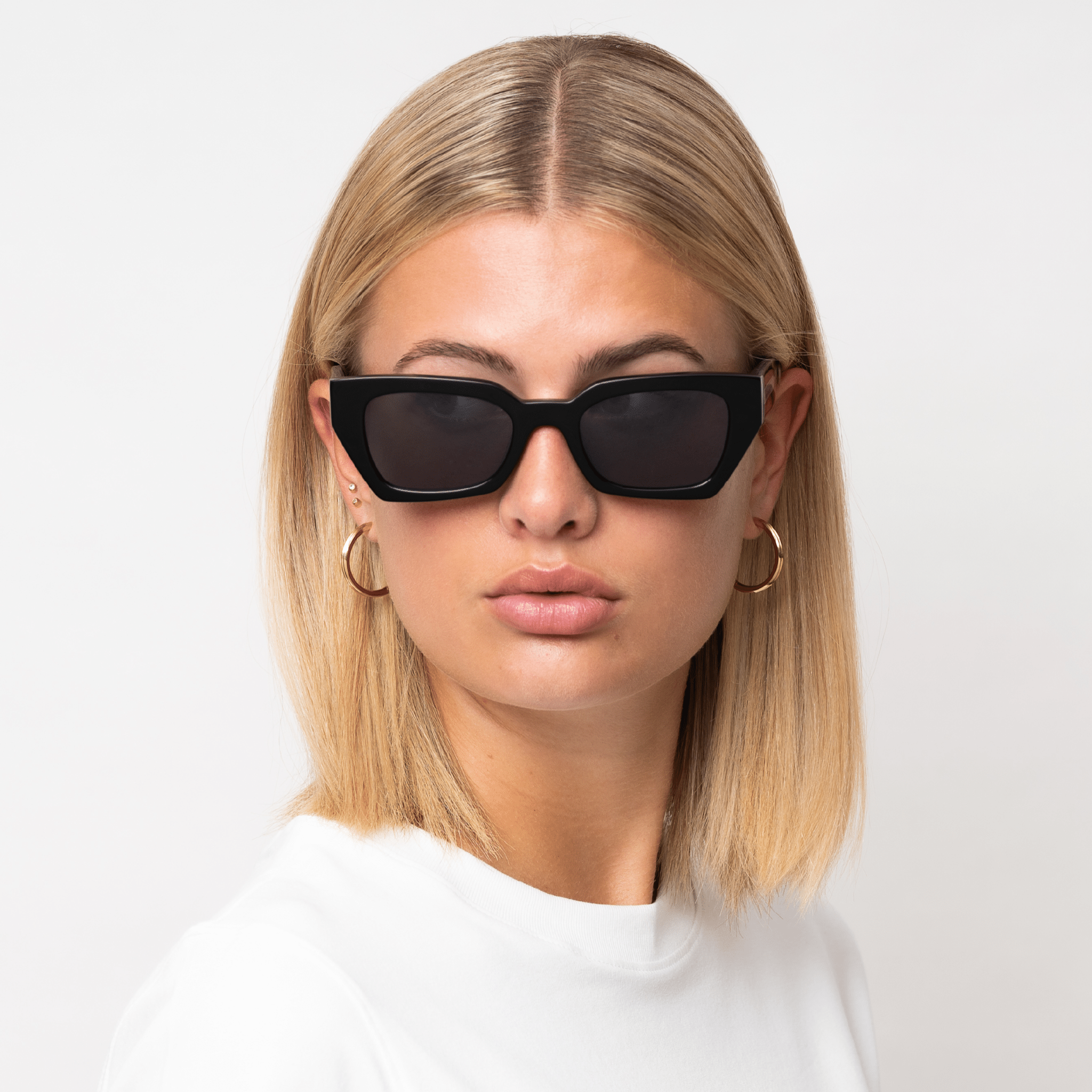 LUNA Bold Square Black Sunglasses by Messy Weekend - PUNCH Watch & Eyewear - MESSY WEEKEND