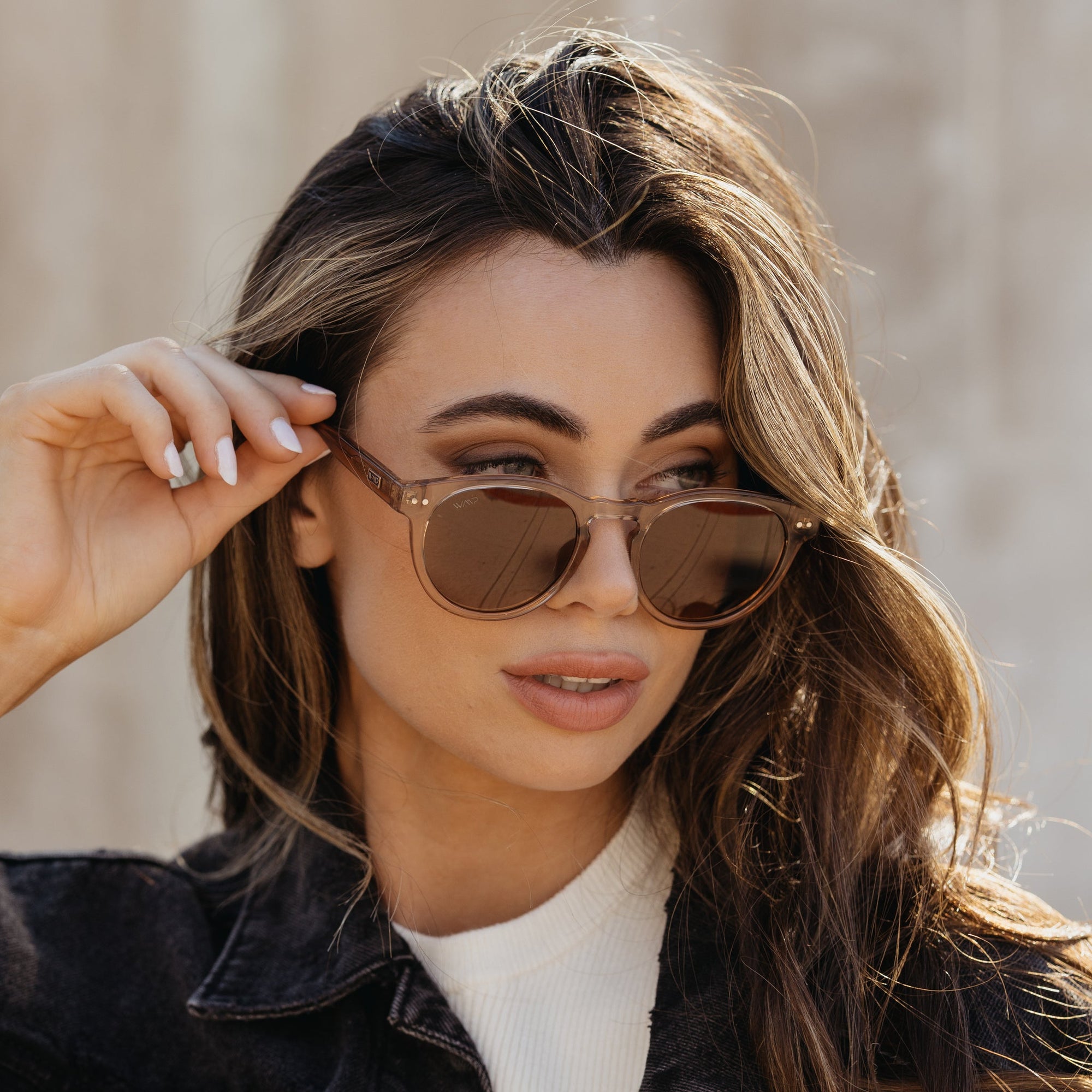 WMP Eyewear TATE retro round sunglasses for women, bestselling eyewear with classic vintage design