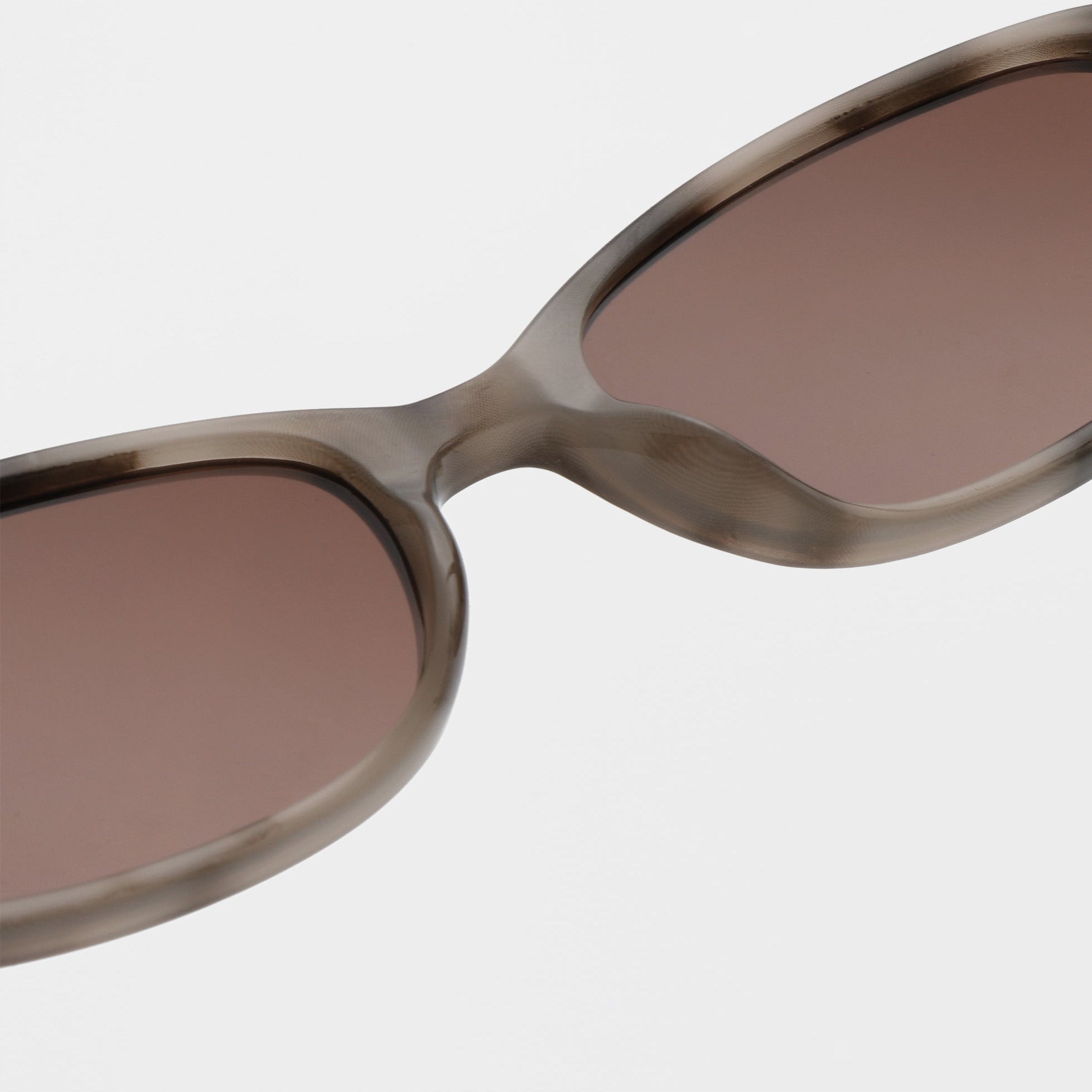 A.KJÆRBEDE MACY Sunglasses l Cookie Dough Slim Frame - PUNCH Watch & Eyewear - A.KJÆRBEDE