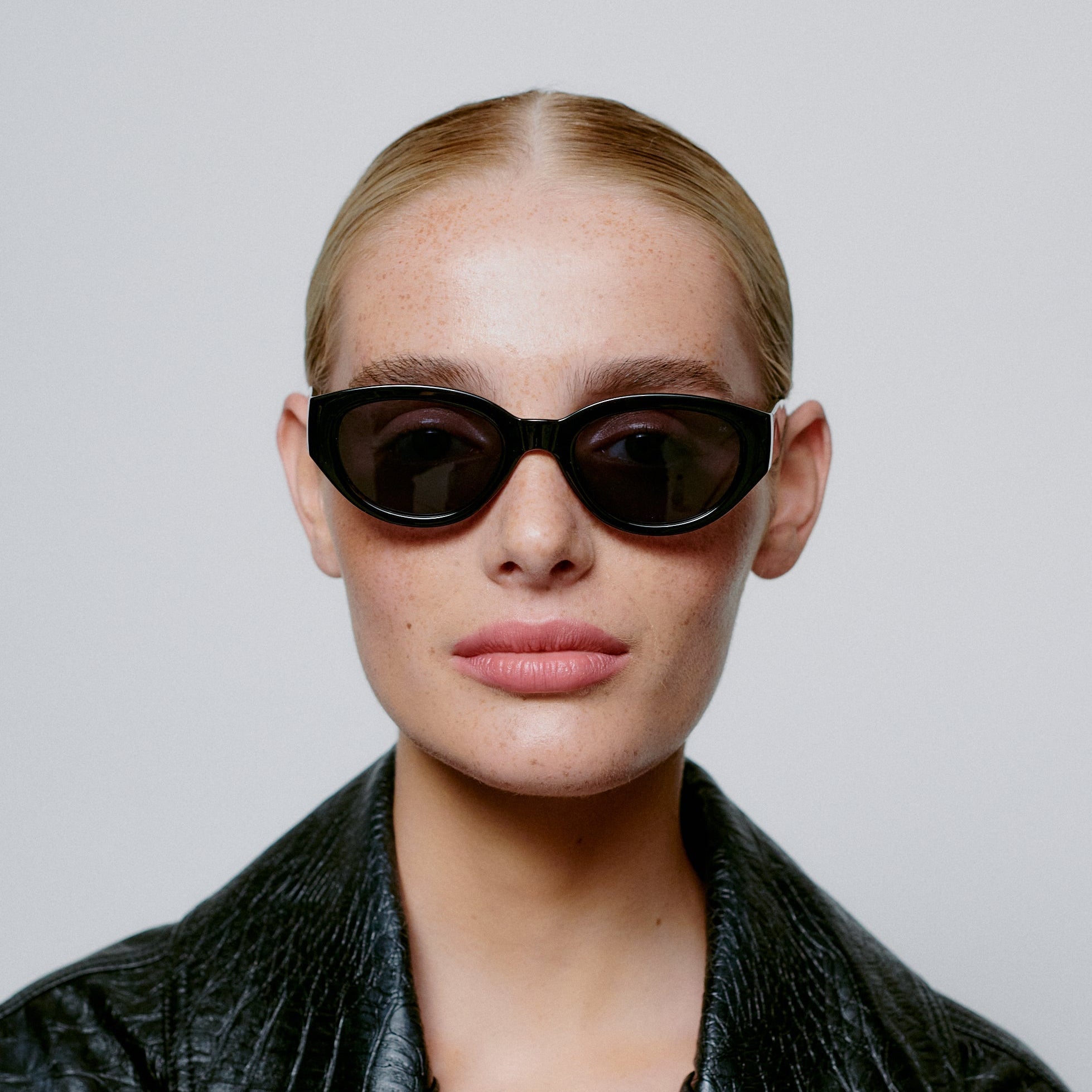 A.KJÆRBEDE WINNIE Sunglasses l Black - PUNCH Watch & Eyewear - A.KJÆRBEDE