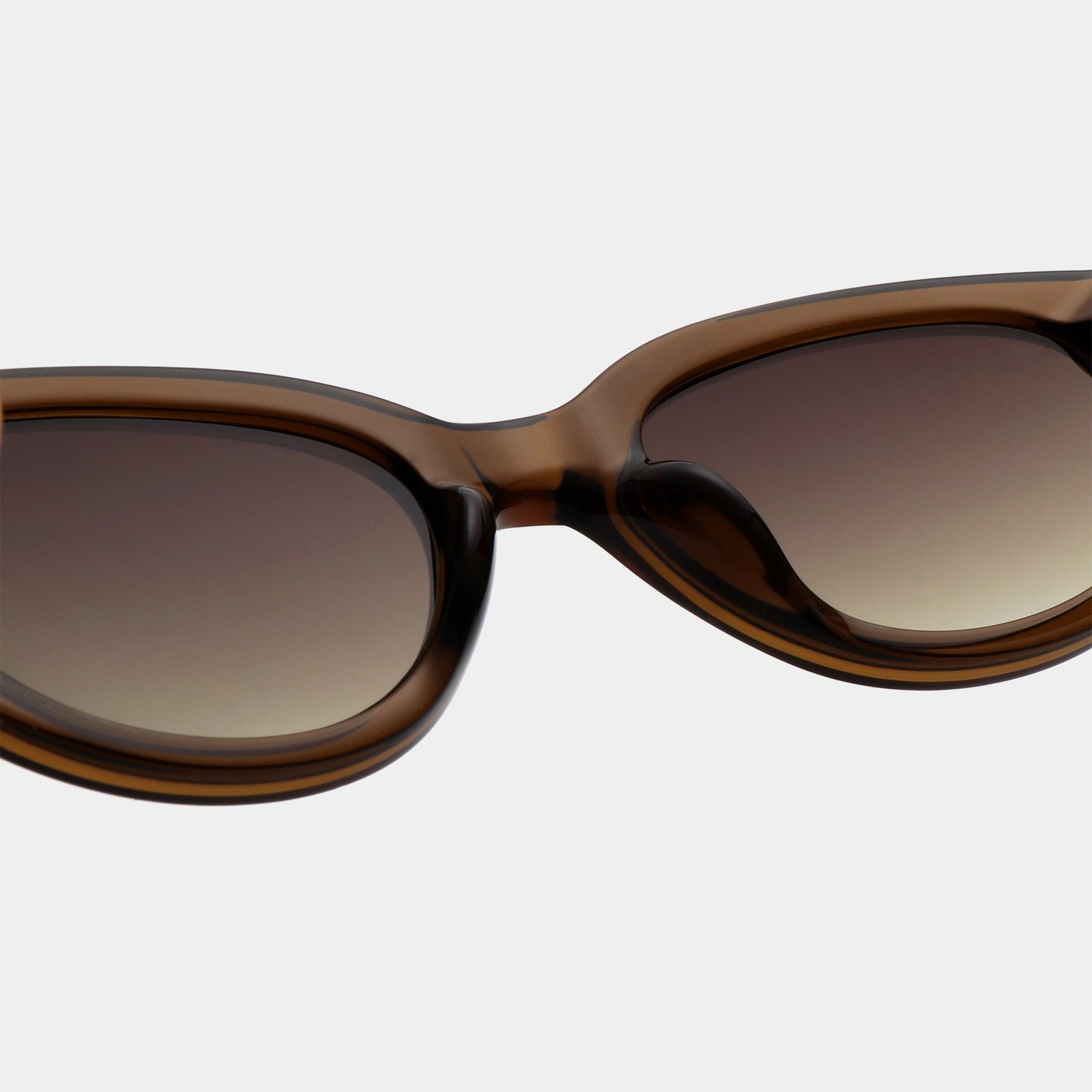 A.KJÆRBEDE WINNIE Sunglasses l Cat - Eye Smoke Transparent - PUNCH Watch & Eyewear - A.KJÆRBEDE